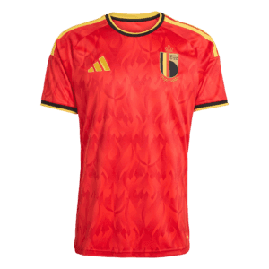 Camiseta de la selección de Bélgica para el Mundial 2026 - Equipación local roja con diseño de llamas tonales.