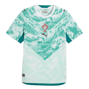 Camiseta de la selección de Portugal para el Mundial 2026 - Equipación de visitante blanca con patrones artísticos en verde agua.