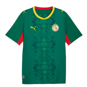 Camiseta de la selección de Senegal para el Mundial 2026 - Equipación de visitante verde con patrones geométricos étnicos.